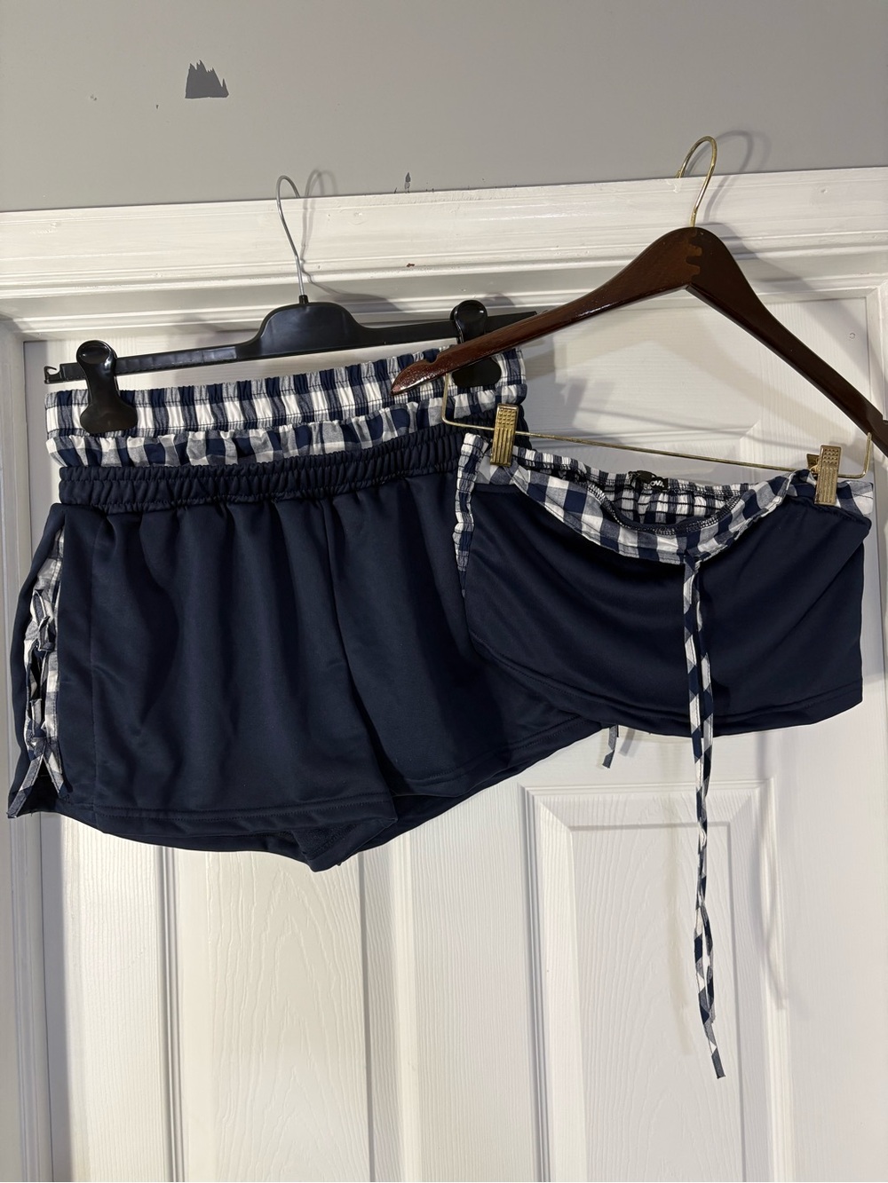 Fashion Nova Navy Athletic Shorts with Navy-and-white top